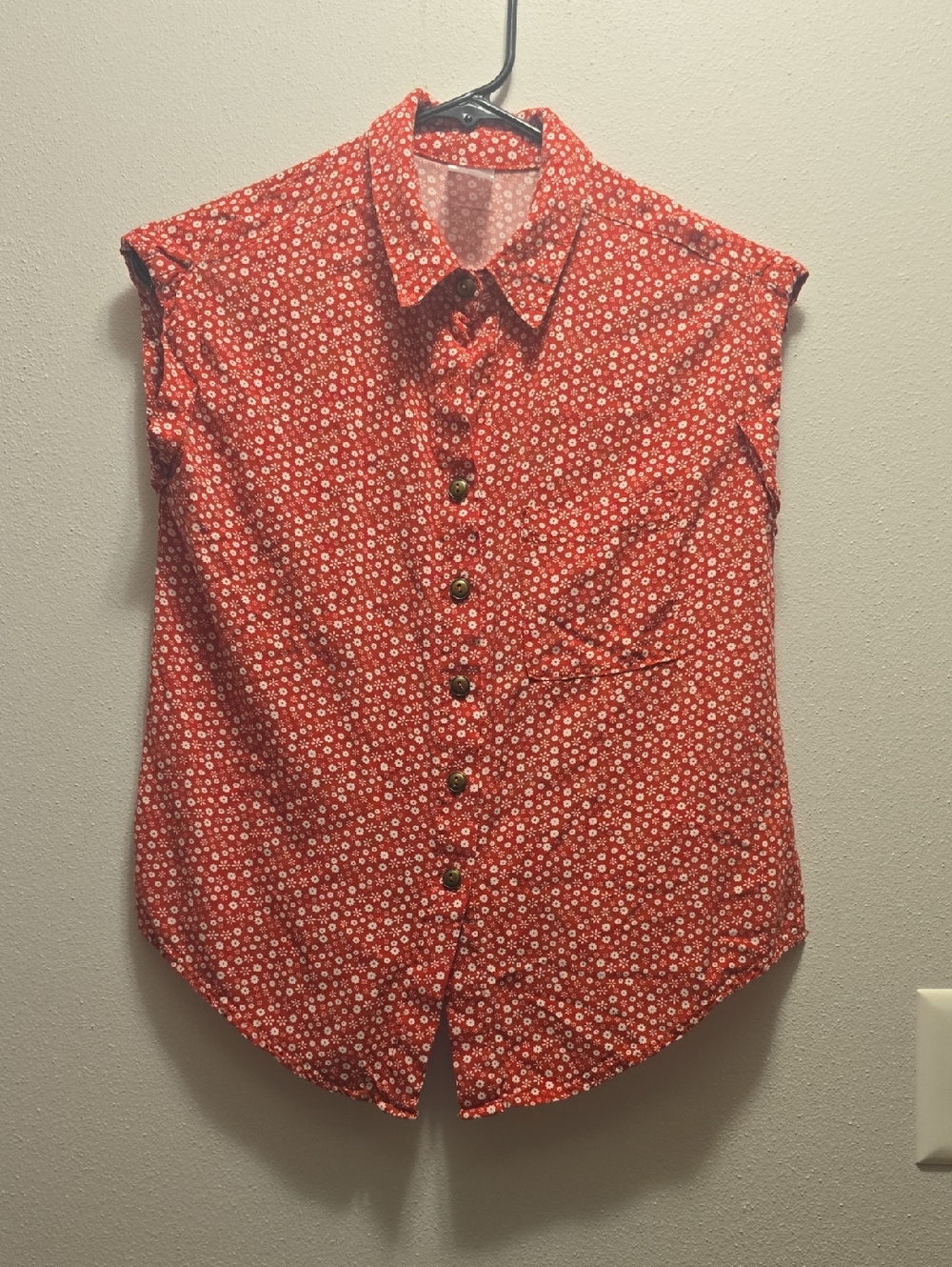 George Red Floral Sleeveless Button-Down Shirt